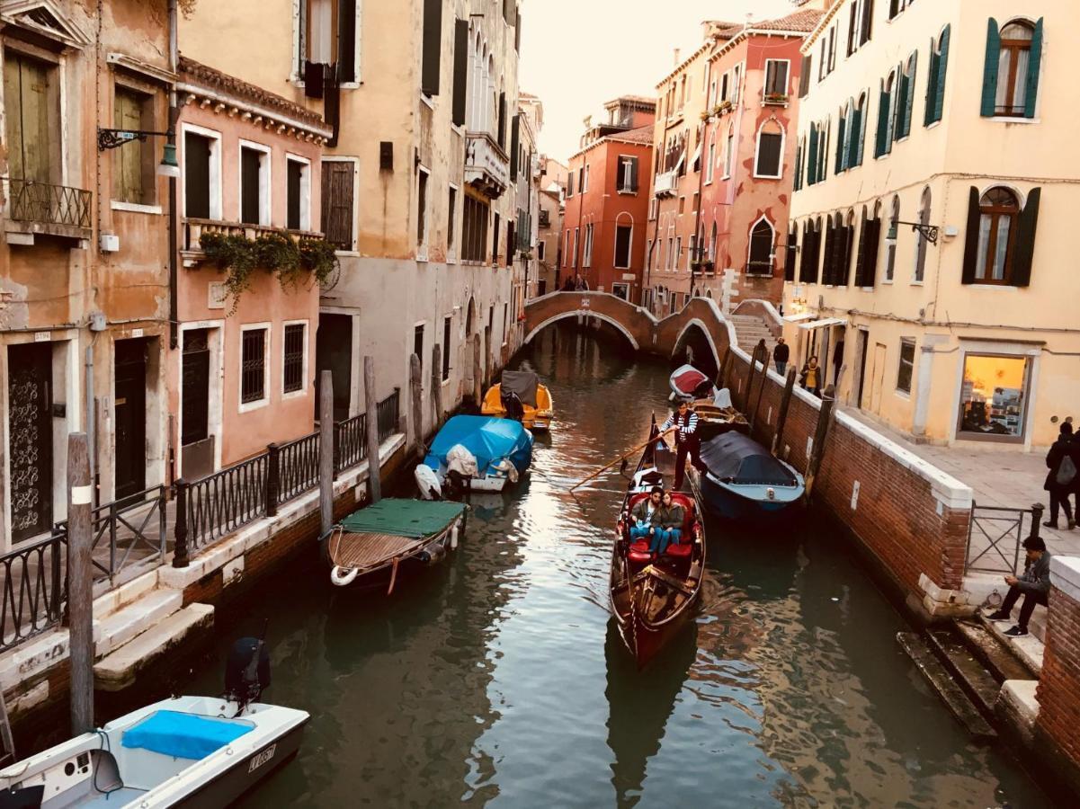 Апартаменти Pink House In Venice City Center Екстер'єр фото